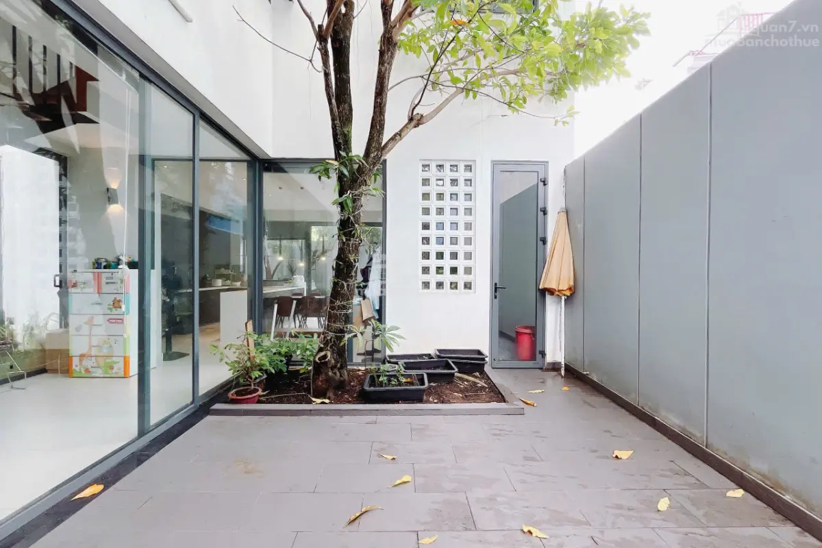 Villa Sân Vườn 2 Mặt Tiền 4 Mặt Thoáng Mát 3 Tầng Diện Tích 213M²