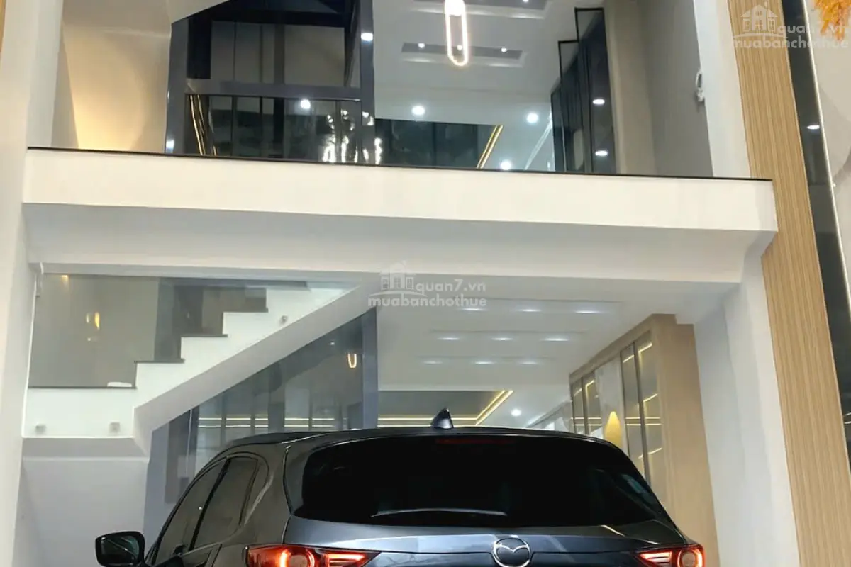 Nhà Phố Hiện Đại KDC Hoàng Quốc Việt - Có Thang Máy Gần Phú Mỹ Hưng