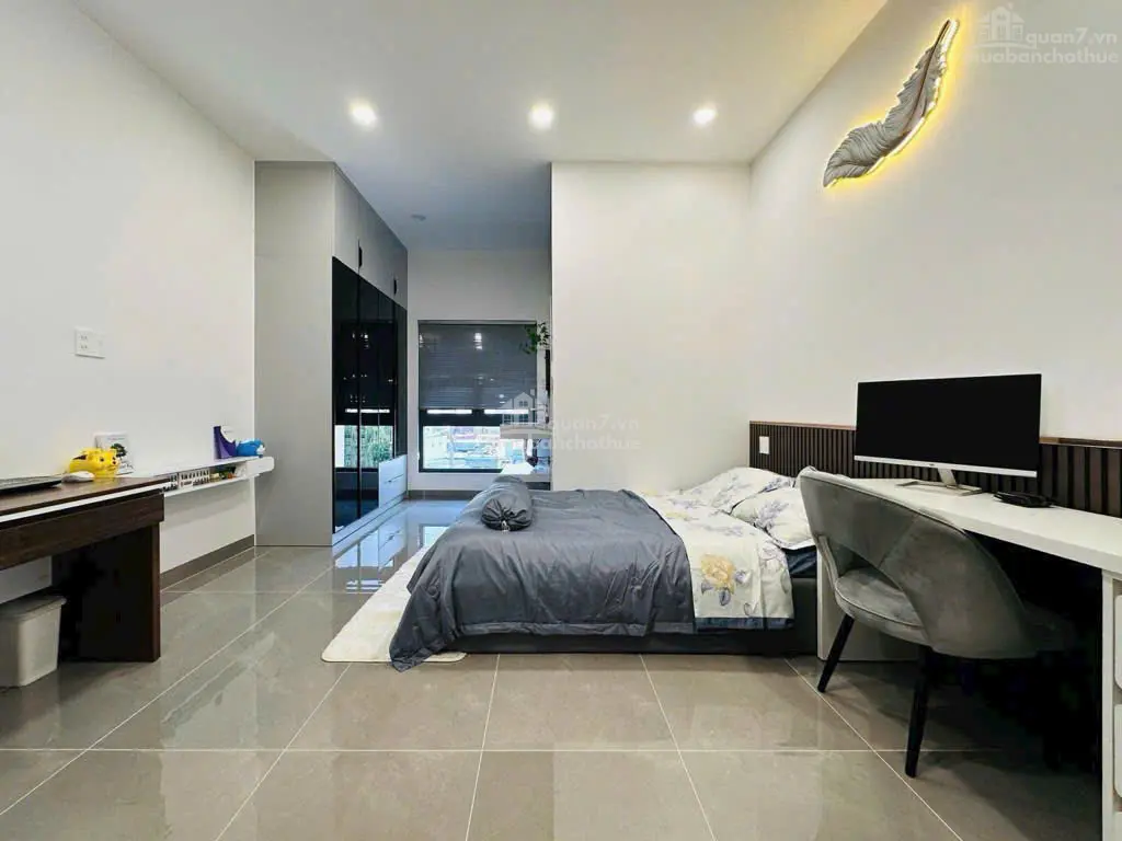 Bán Nhà Mặt Tiền Đường Lâm Văn Bền Quận 7 – Nhà Đẹp, Có Thang Máy, Full Nội Thất