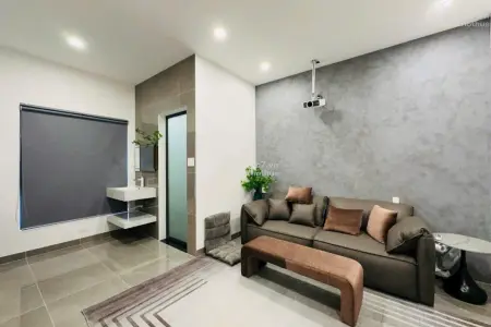 Bán Nhà Mặt Tiền Đường Lâm Văn Bền Quận 7 – Nhà Đẹp, Có Thang Máy, Full Nội Thất