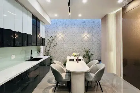 Bán Nhà Mặt Tiền Đường Lâm Văn Bền Quận 7 – Nhà Đẹp, Có Thang Máy, Full Nội Thất