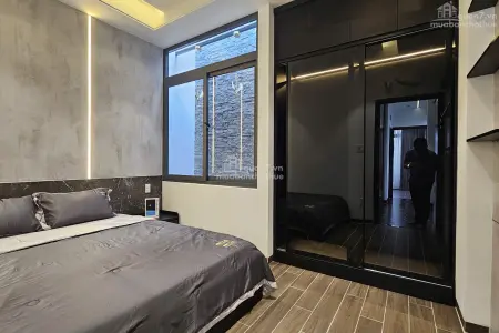 Nhà Phố Góc 2 Mặt Tiền - Xây Mới 100%