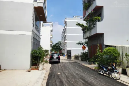 Nhà Phố Mới Xây KDC Hoàng Quốc Việt