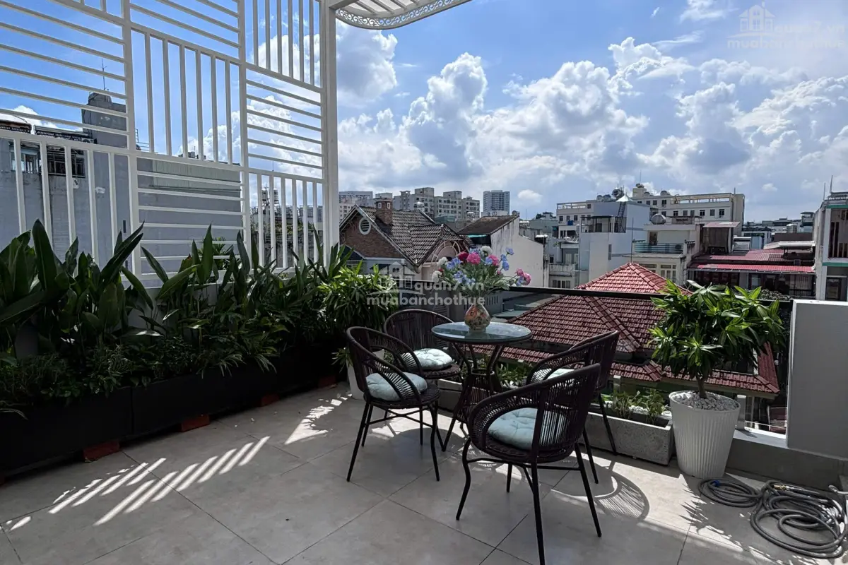 Bán Nhà Mặt Tiền Hẻm Chính - Cách Đường Nguyễn Thị Thập Chỉ 30m