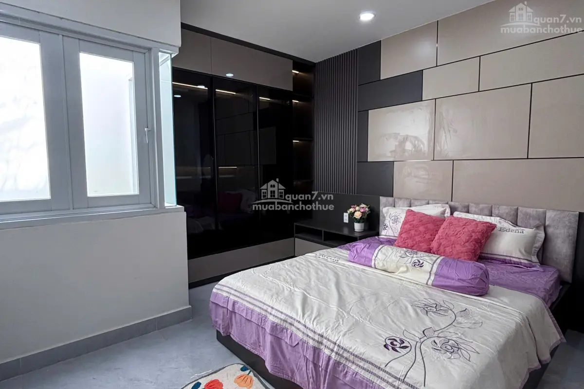 Bán Nhà Mặt Tiền Hẻm Chính - Cách Đường Nguyễn Thị Thập Chỉ 30m