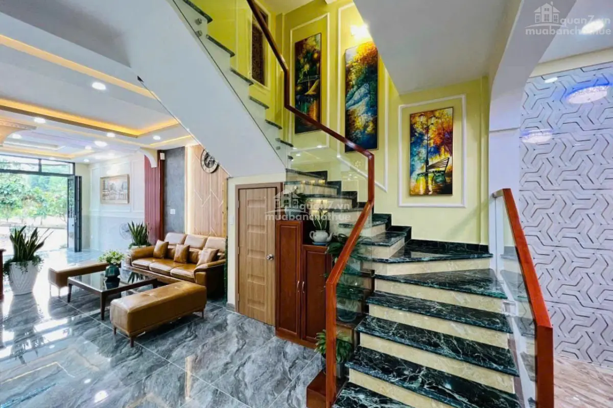 Bán biệt thự KDC Phú Thuận, Quận 7.