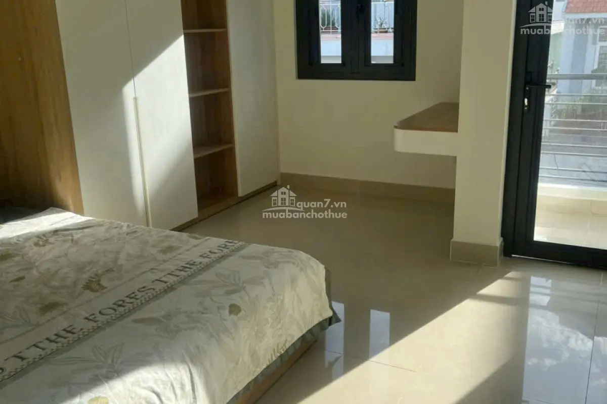 Bán Nhà Mặt Tiền Đường Lý Phục Man, Quận 7