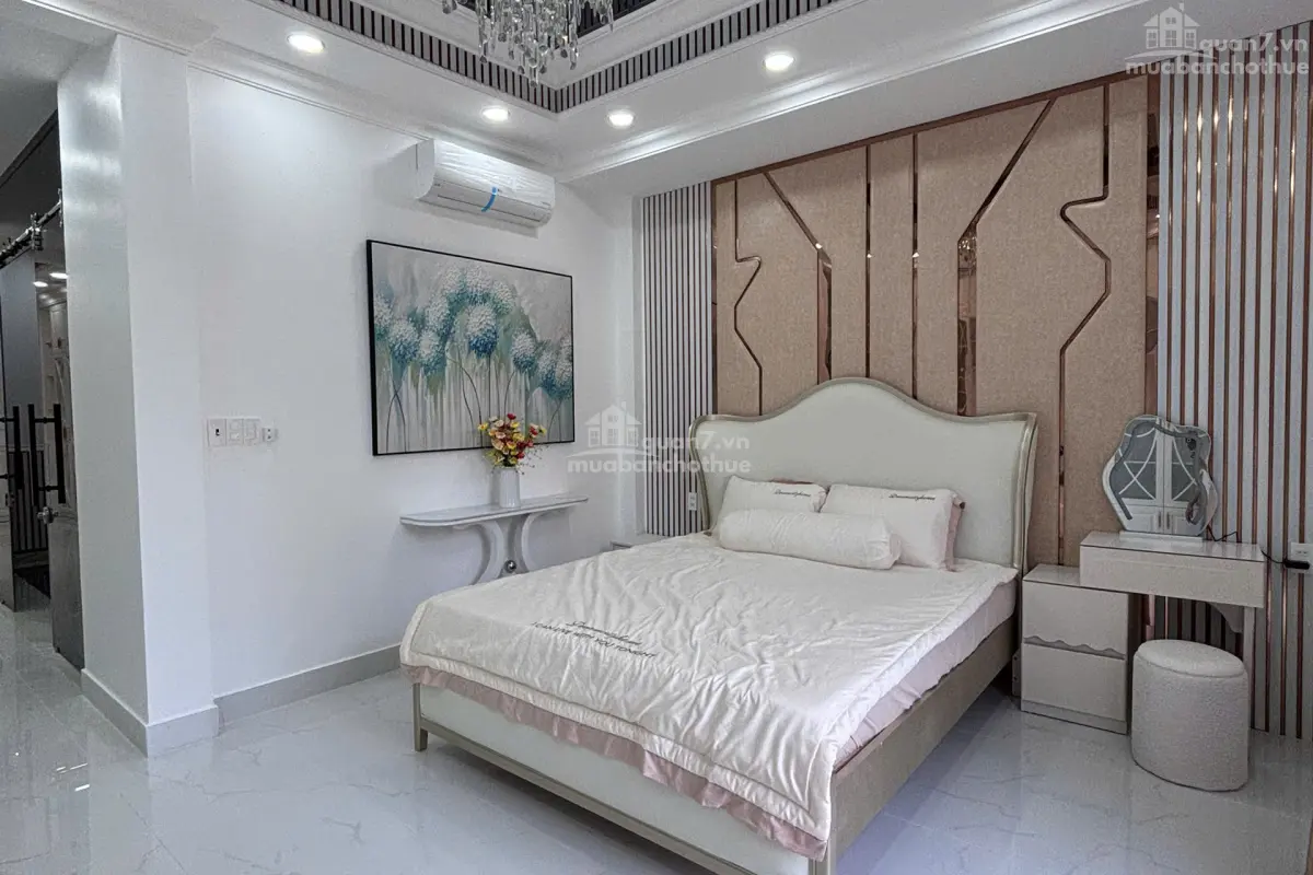 Bán Nhà Phố Thang Máy Quận 7 – View Công Viên Ven Sông – Cách Phú Mỹ Hưng 500m