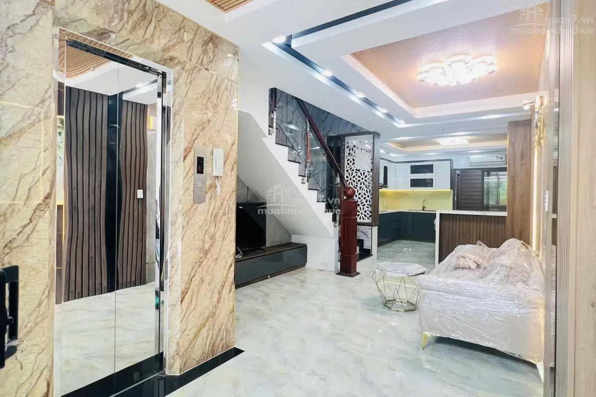 Bán Dãy 3 Căn Nhà Phố Hiện Đại Có Thang Máy – Đường Xe Hơi 20m