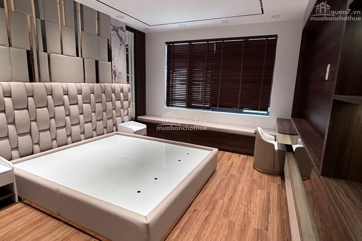 Bán Nhà 4 Lầu Có Thang Máy – Khu Cư Xá Ngân Hàng, Quận 7 – Full Nội Thất Cao Cấp