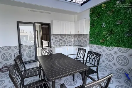 Bán Nhà Phố Thang Máy Quận 7 – View Công Viên Ven Sông – Cách Phú Mỹ Hưng 500m