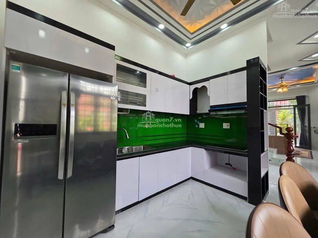 Nhà Phố Nhà Bè Lô Góc 4.5x15m Có Gara Ô Tô, Giá 6.2 Tỷ