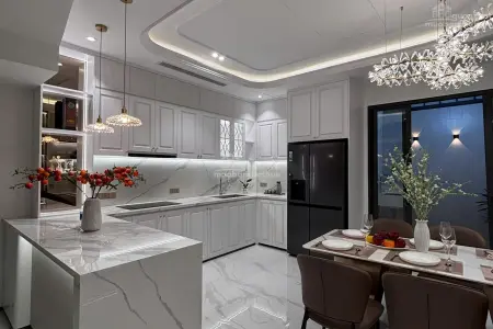 Bán Nhà Phố Có Thang Máy Sát Phú Mỹ Hưng Quận 7 – 5x18m, Full Nội Thất, Giá 18.5 Tỷ